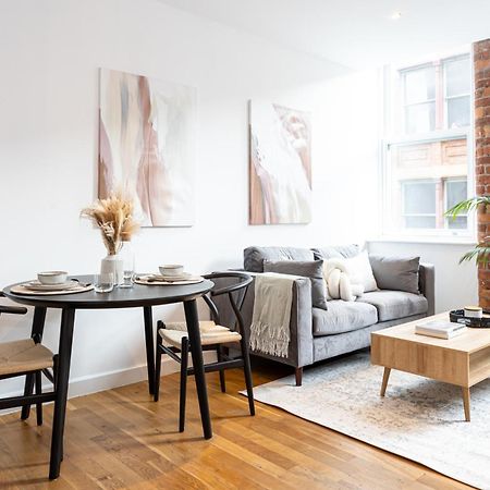 Boutique City Centre Apartment Manchester Exterior photo